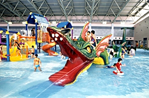 斧山道游泳池
