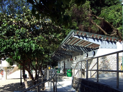 舂坎角泳灘